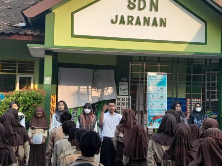 SD Negeri Yogyakarta Kegiatan Apel Pagi SD Jaranan