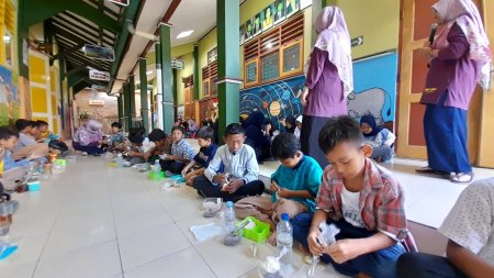 SD Negeri Yogyakarta Kegiatan Idul Adha SD Jaranan