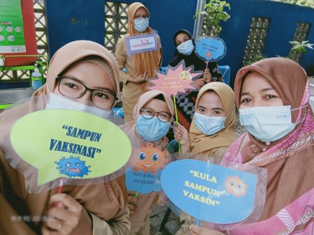 SD Negeri Yogyakarta pemberian vaksin covid19 untuk pendidik dan tenaga kependidikan SD Jaranan 22-3-2021