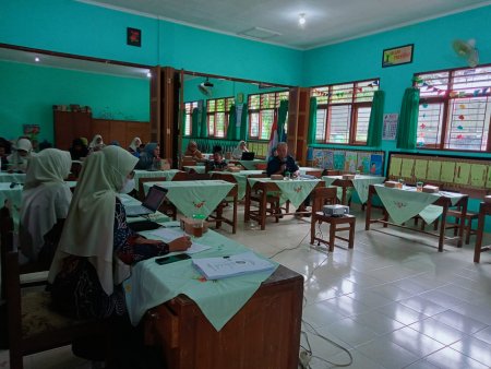 SD Negeri Yogyakarta Rapat Finalisasi Kurikulum