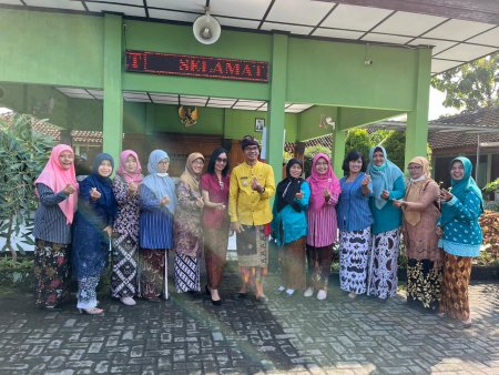 SD Negeri Yogyakarta Upacara Hardiknas 2 Mei 2023 di Kapanewon Banguntapan